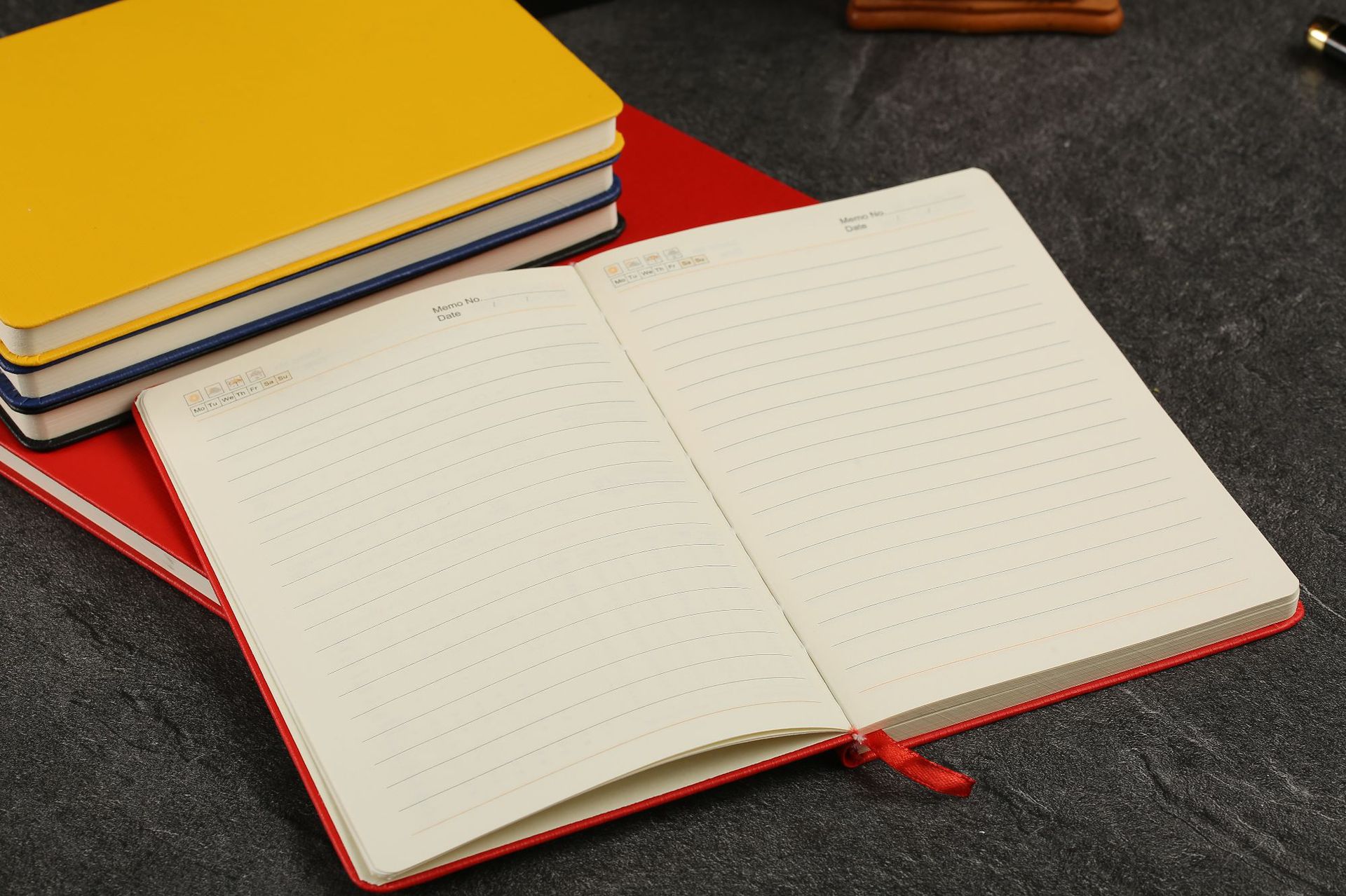 定制笔记本 商务高中大学学生硬皮记事本可加印logo笔记本厂家