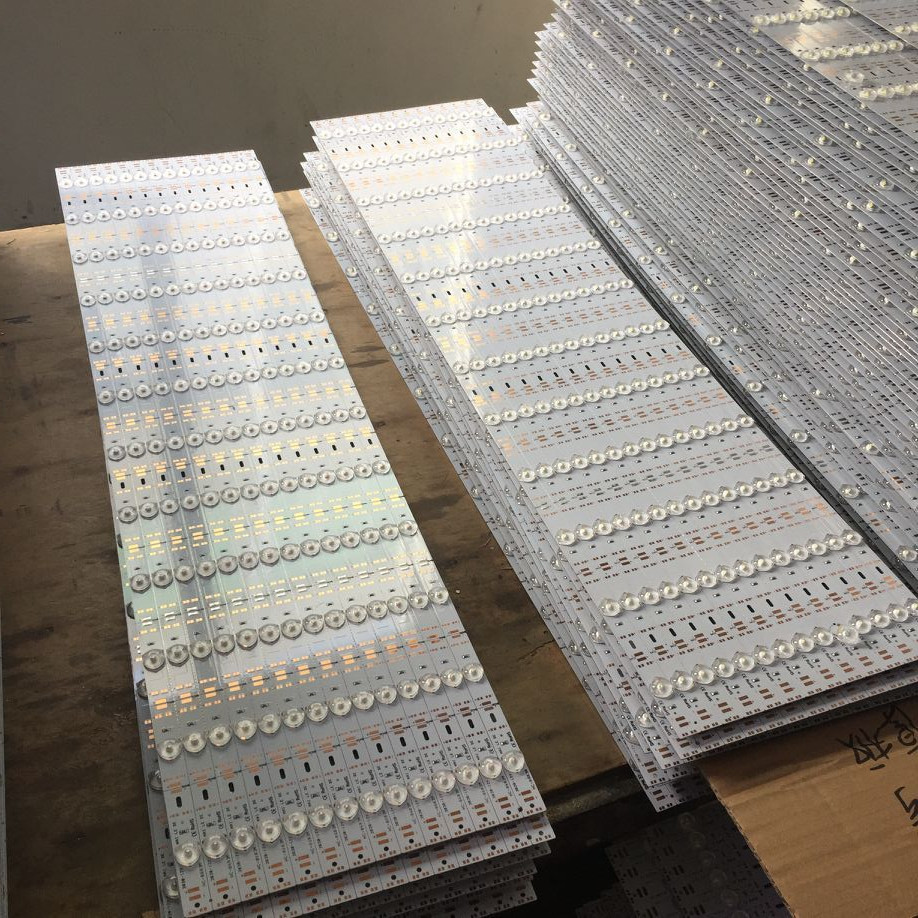 漫反射led灯条灯带12v软膜广告灯箱光源led卷帘式透镜灯led灯带