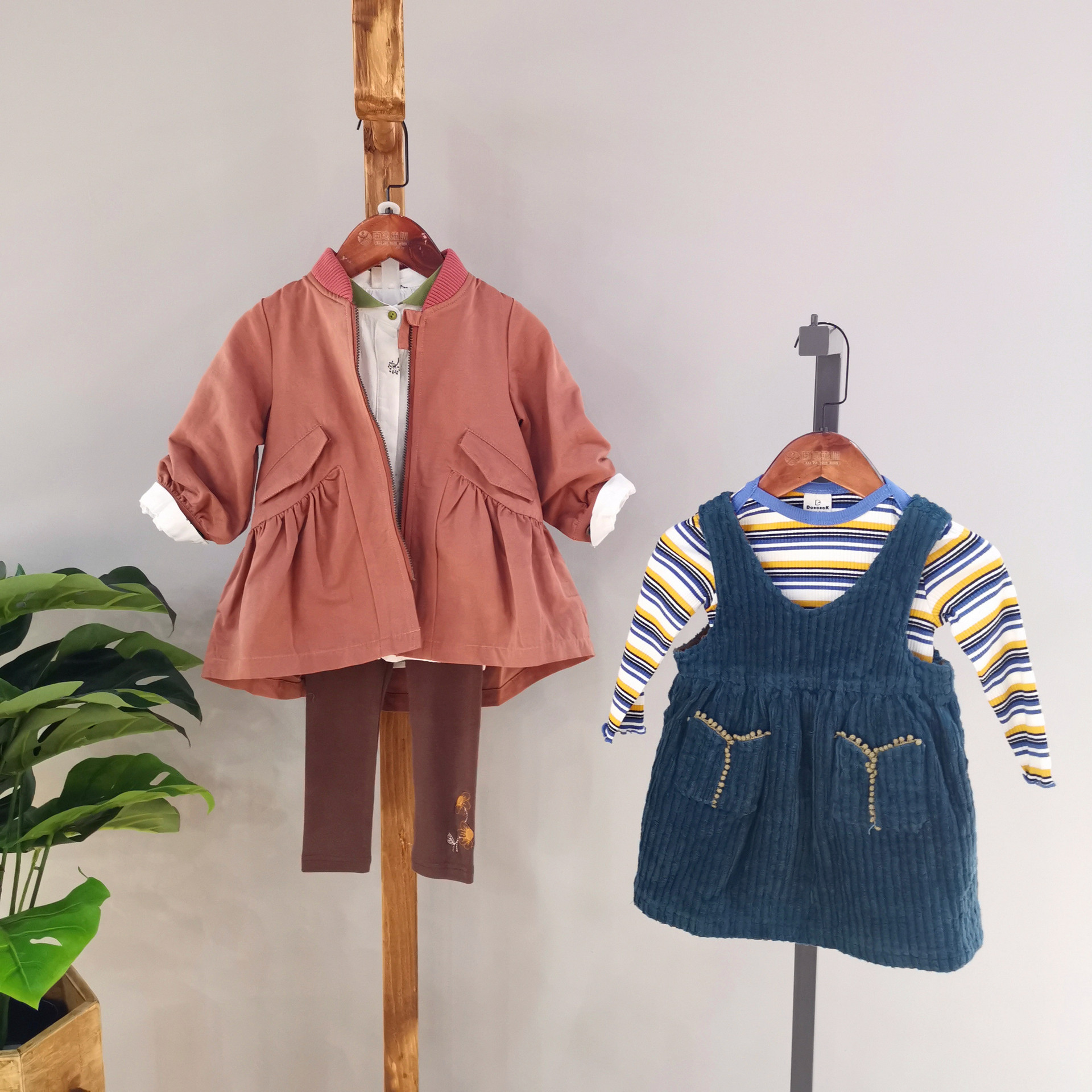 铭人宝贝&嘟噜噜 秋冬季专柜儿童外套 品牌折扣童装库存尾货走份