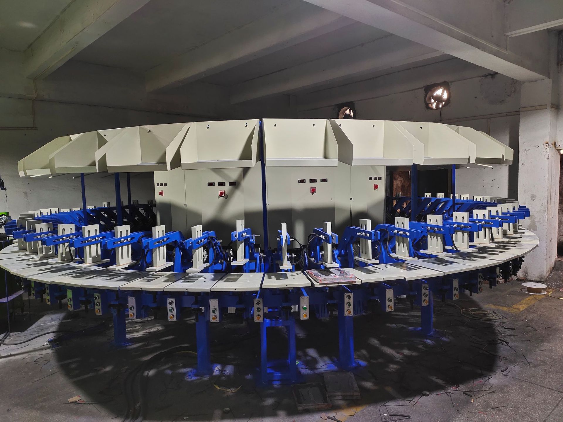 聚氨酯pu发泡机器 自动圆盘生产线设备 自动转盘生产线 发泡机器