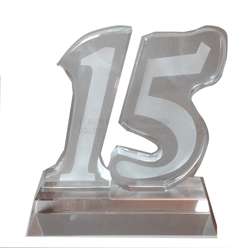 k9立体字母订制批发 高难度水晶字礼品 玻璃水切割空心字创意