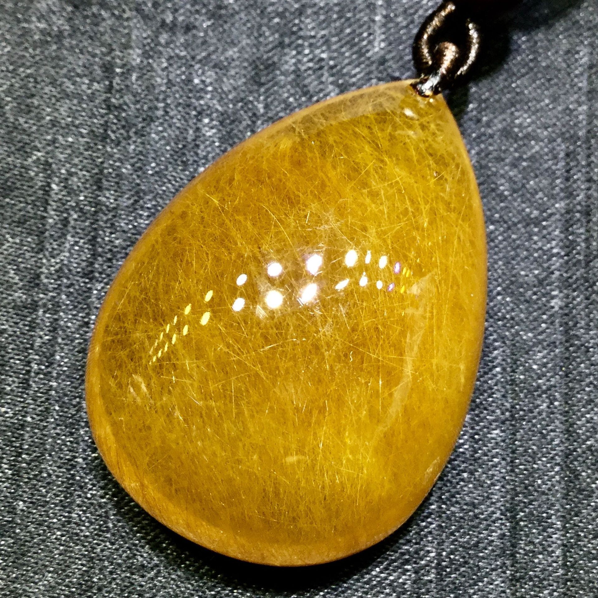 东海水晶天然金发晶顺发晶黄发晶水滴滴水型吊坠