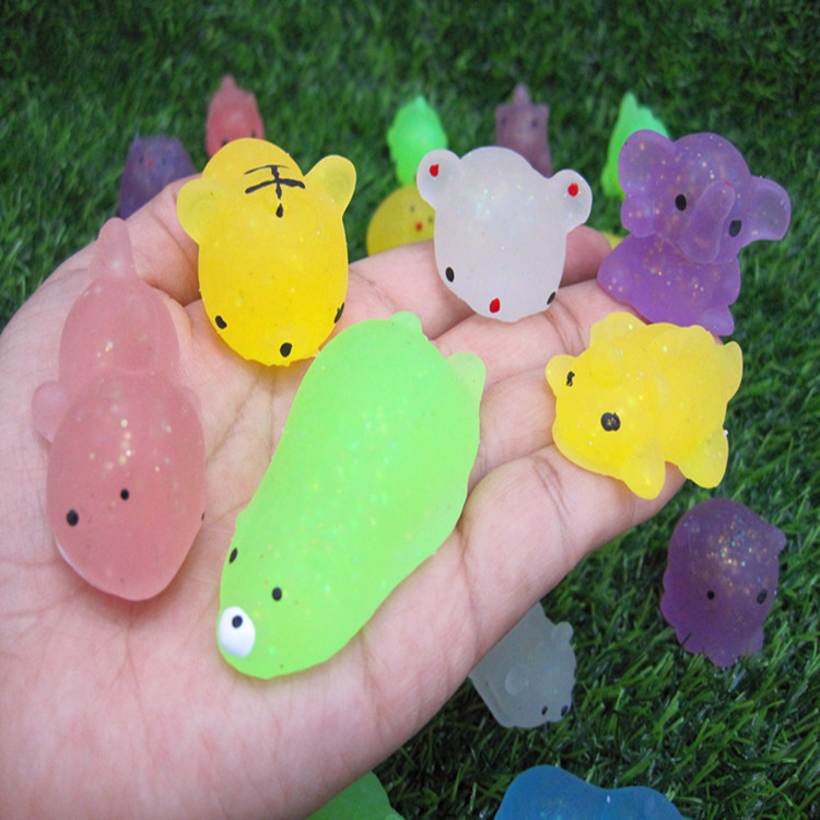 跨境玩具新奇创意玩具萌宠整人捏捏乐发泄动物团子减压玩具定制