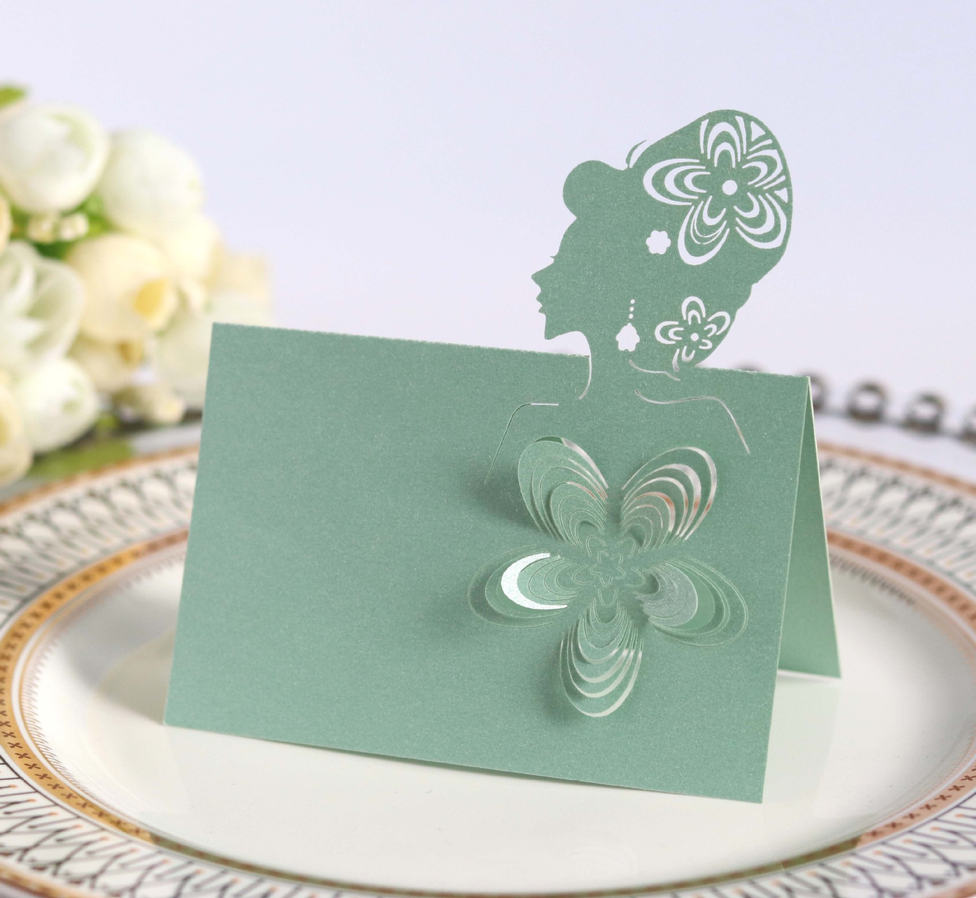 紫红色立体席位卡 激光镂空漂亮女孩纸桌卡 姓名座次卡 深圳批发