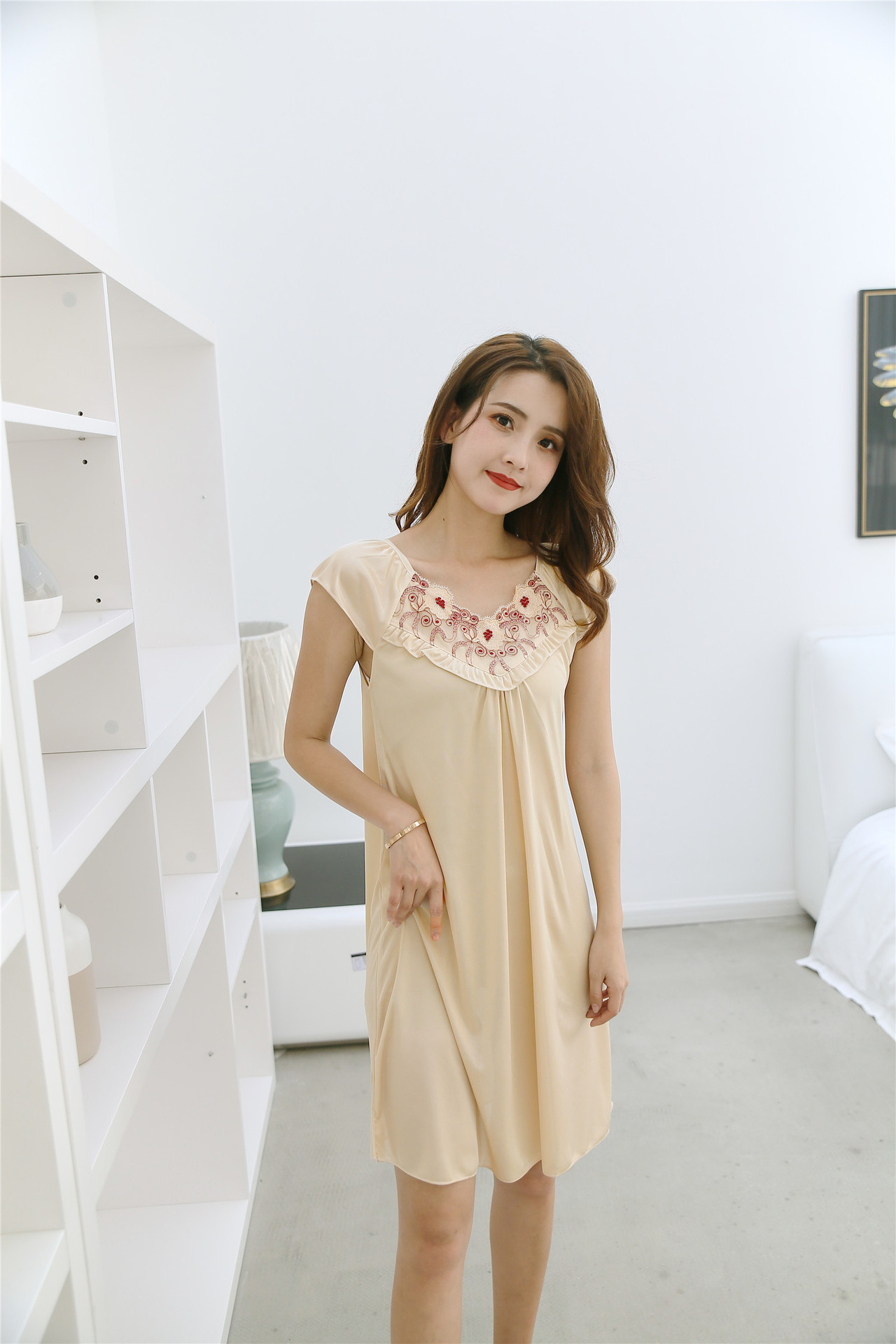 夏季性感花边无袖背心睡裙女士全光冰丝中长款睡裙批发