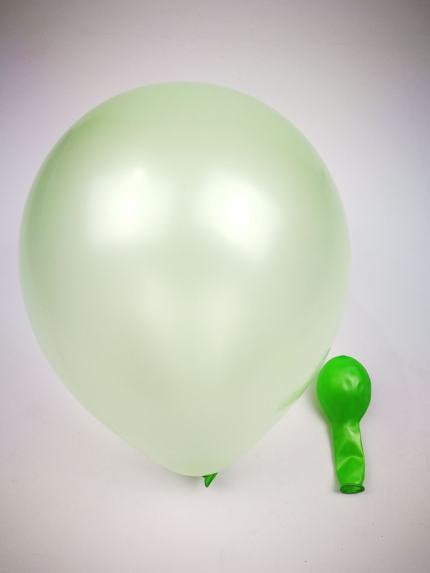 10-Inch 1.2G Pearl round Balloon Wedding Birthday Party Decoration Supplies Push Small Gifts Wholesale