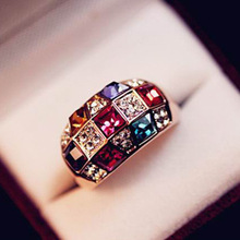 奥地利彩钻时尚戒指 幻彩水晶气质经典戒指 好卖款水钻指环混批