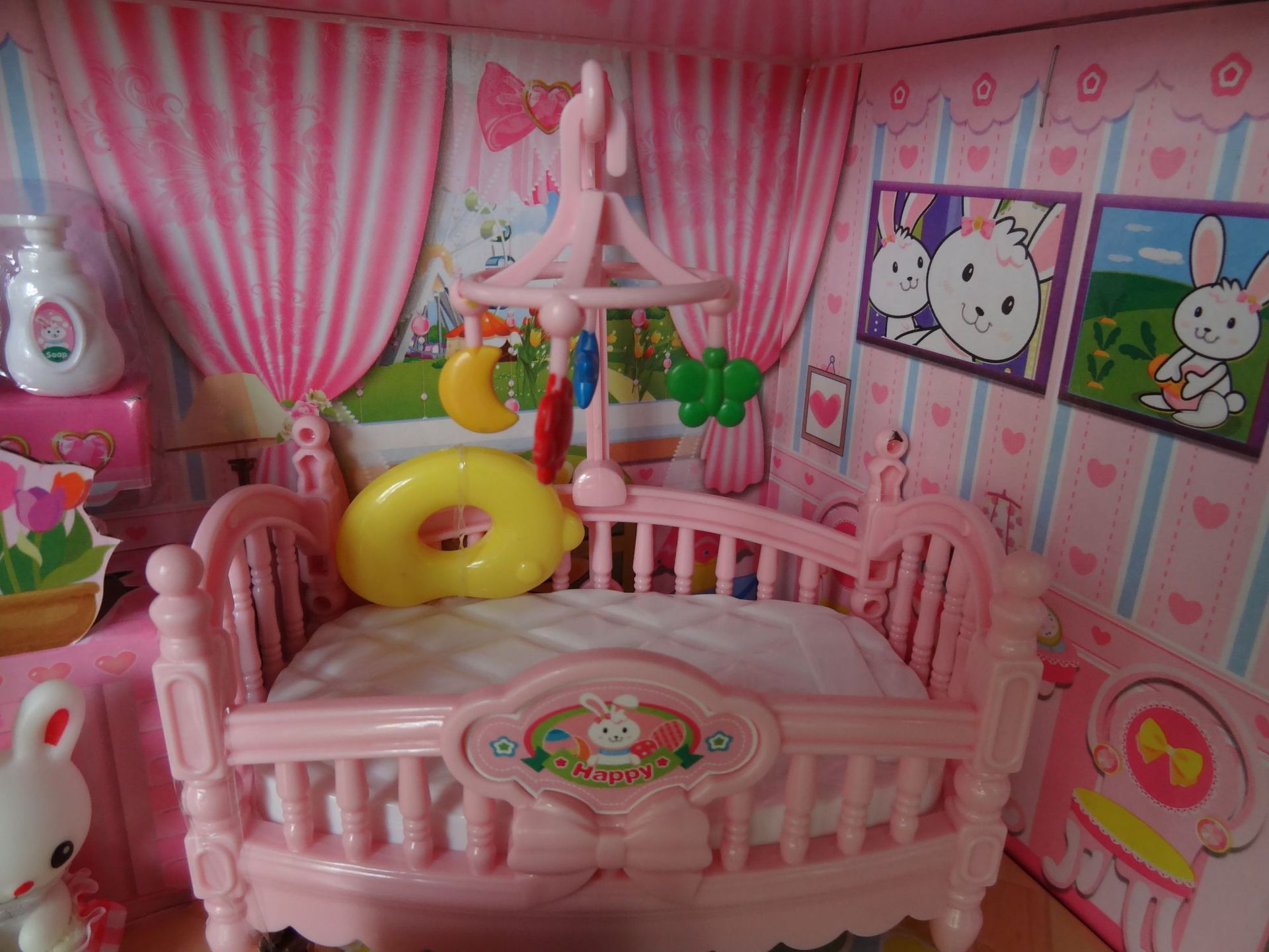 儿童益智萌萌兔过家家玩具仿真房间场景婴儿摇床饰品女孩玩具盒装