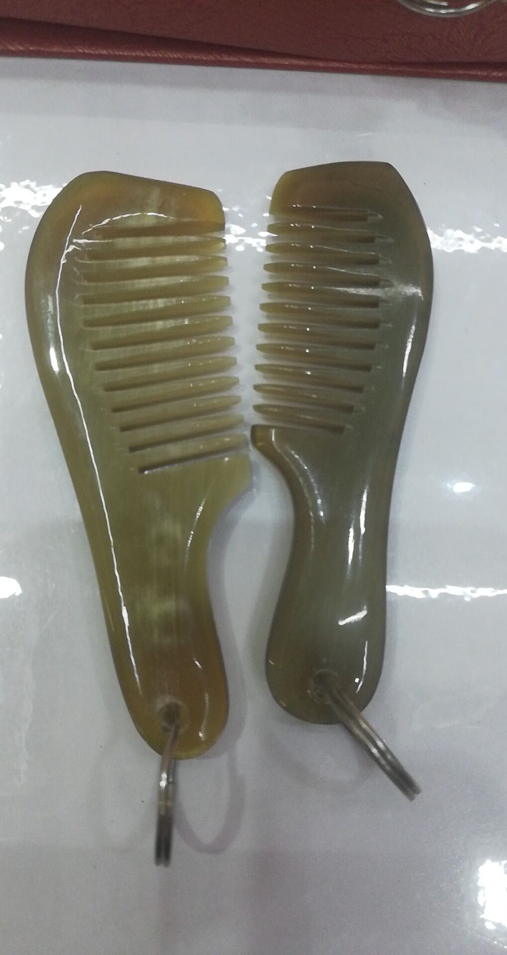 批发6-8cm绵羊角挂件梳 旅游外出便携款羊角梳子批发