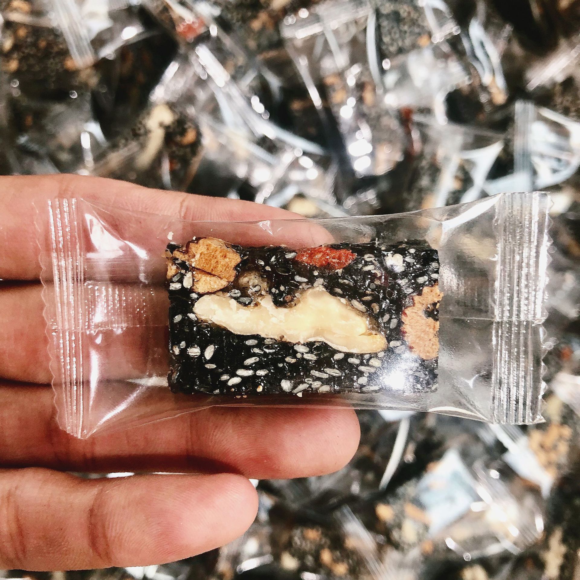 厂家核桃糕 软糖 黑芝麻核桃糕 枸杞红枣核桃糕5斤/袋