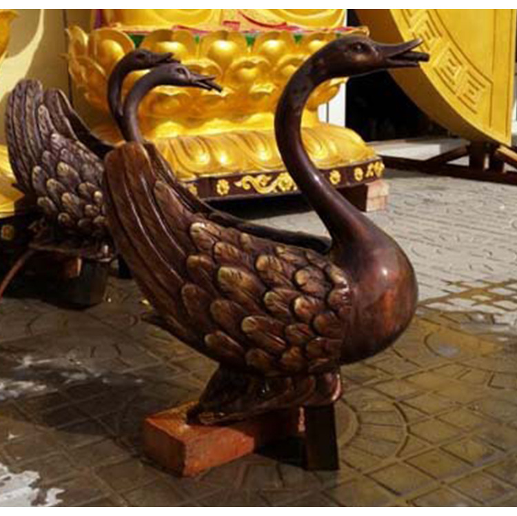 园林景观雕塑定制铸铜锻铜动物摆件喷水天鹅铜雕庭院喷泉水池水景