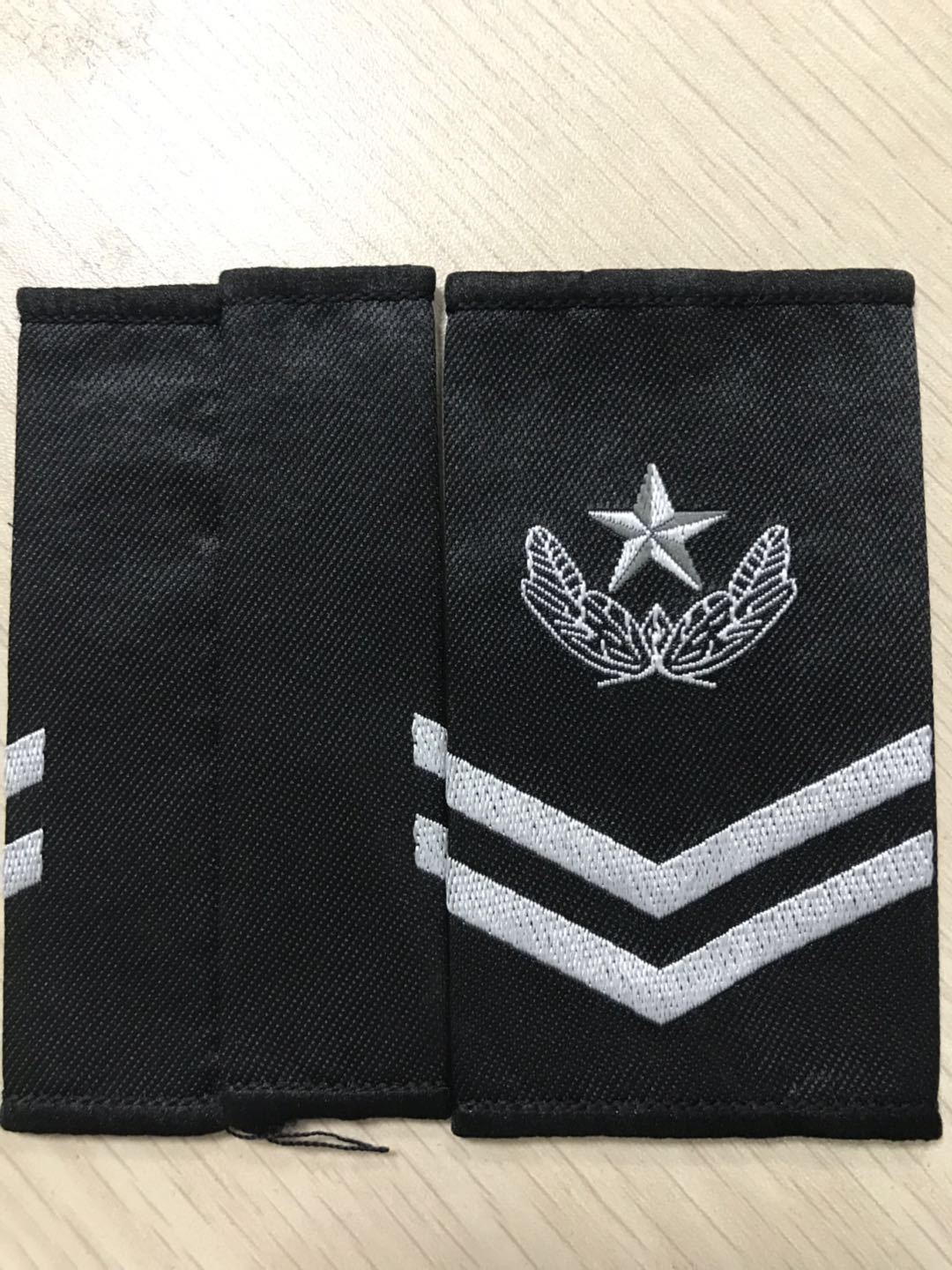 厂家直销新式套牌肩章 创意花样式肩章 简约设计涤纶套牌肩章