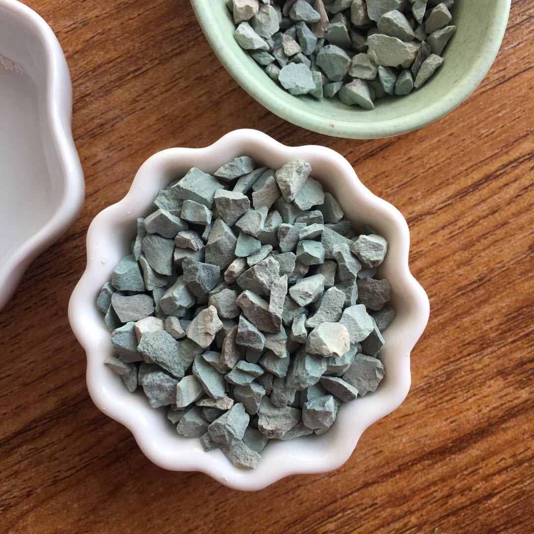 现货绿沸石颗粒园艺沸石污水处理用绿沸石粉装饰植物盆栽