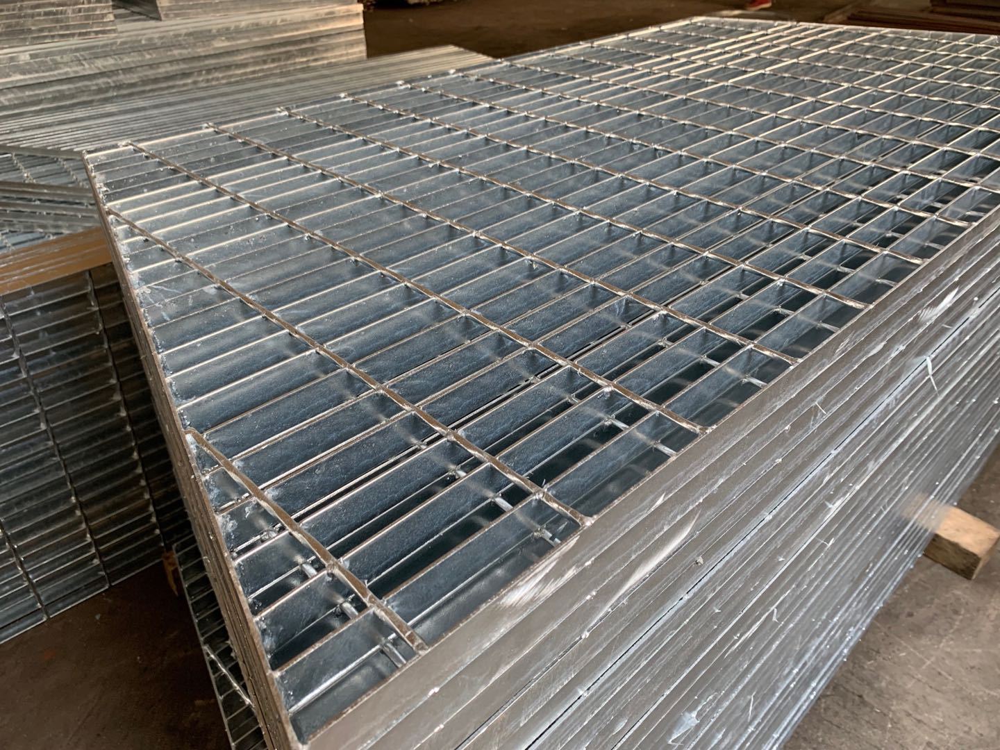 复合插接钢格板热镀锌钢格栅排水沟盖板平台楼梯踏步板钢格板