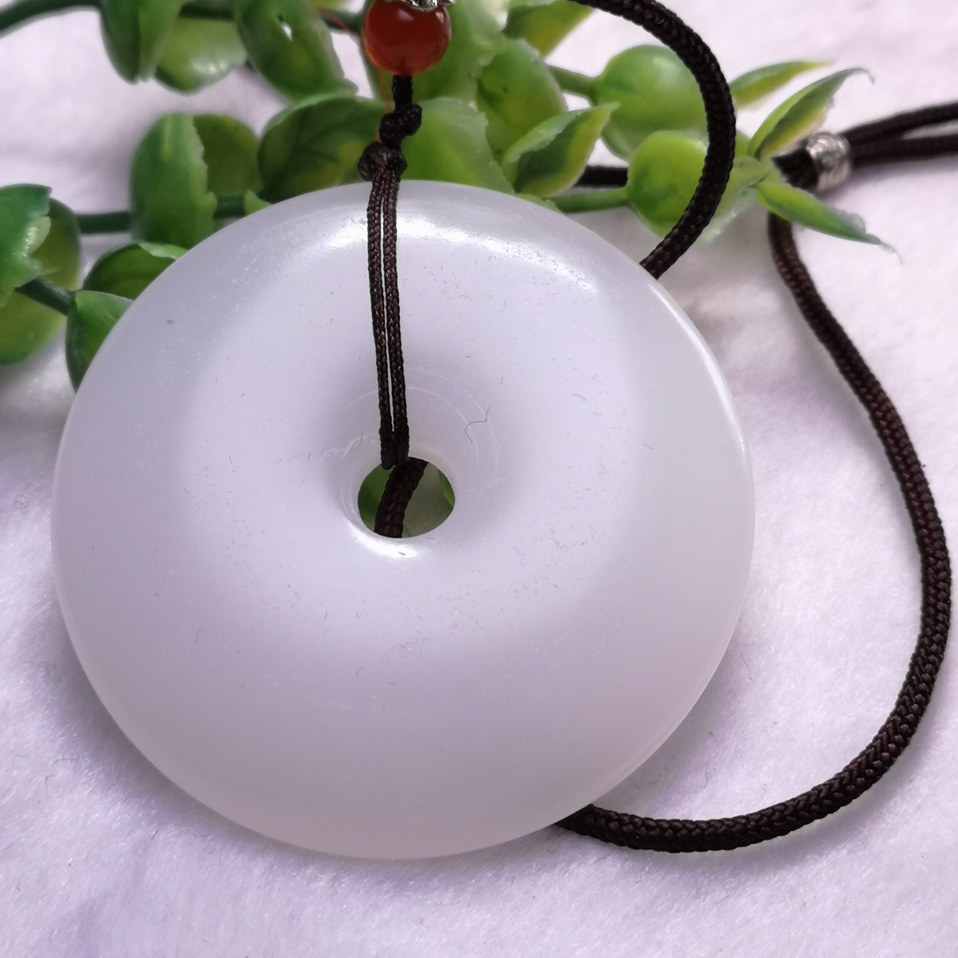 阿富汗玉平安扣挂件 羊脂玉吊坠十元模式跑江湖产品地摊玉器