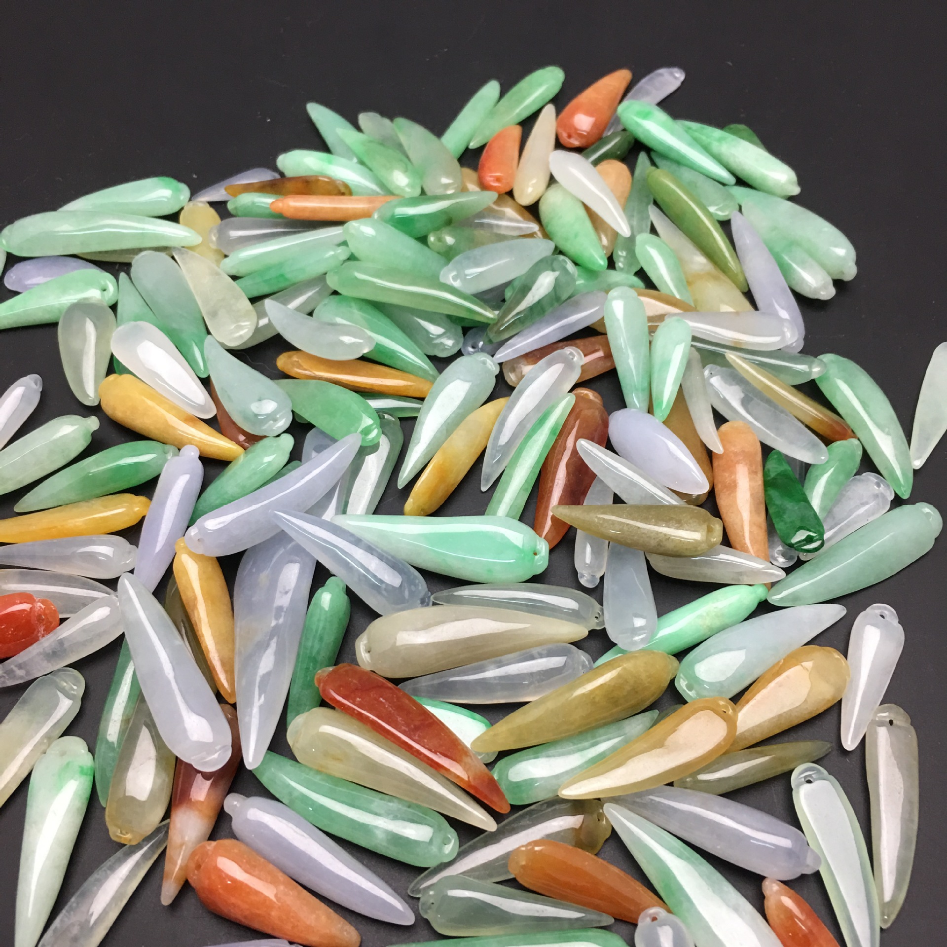 彩色小辣椒 批发缅甸玉器玉翡翠玉石散珠配件四会天光墟