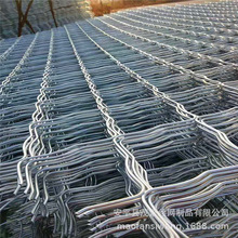 厂家批发低碳斜纹焊接养殖美格网 养牛圈地防护网 美格网防盗窗
