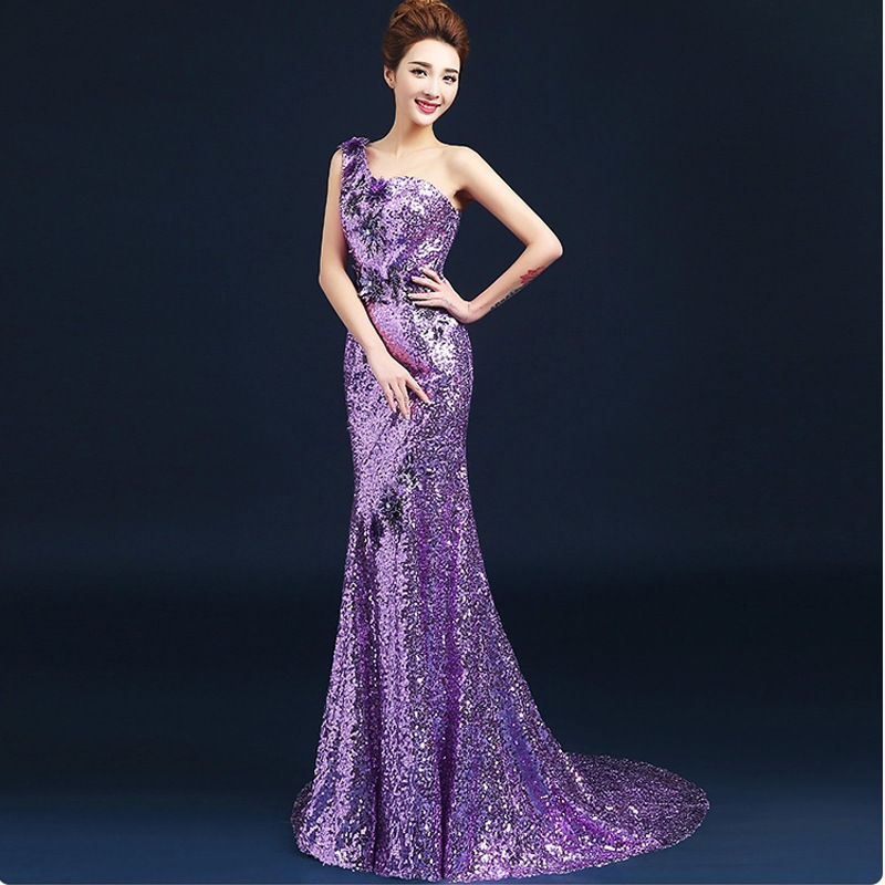 紫色长款年宴会晚礼服2024性感单肩修身花朵亮片演出主持人鱼尾裙