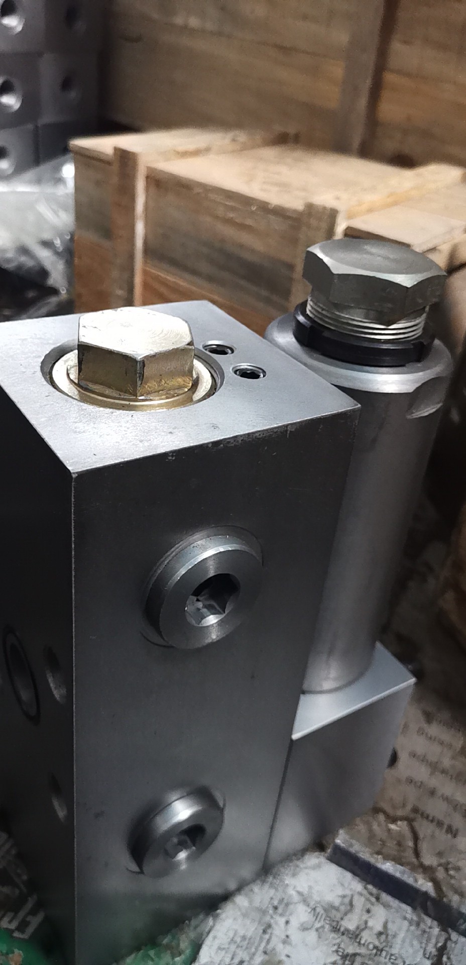 南京六合xpxt 04a乳化泵卸载阀和直通 南京六合80泵卸截阀价格优