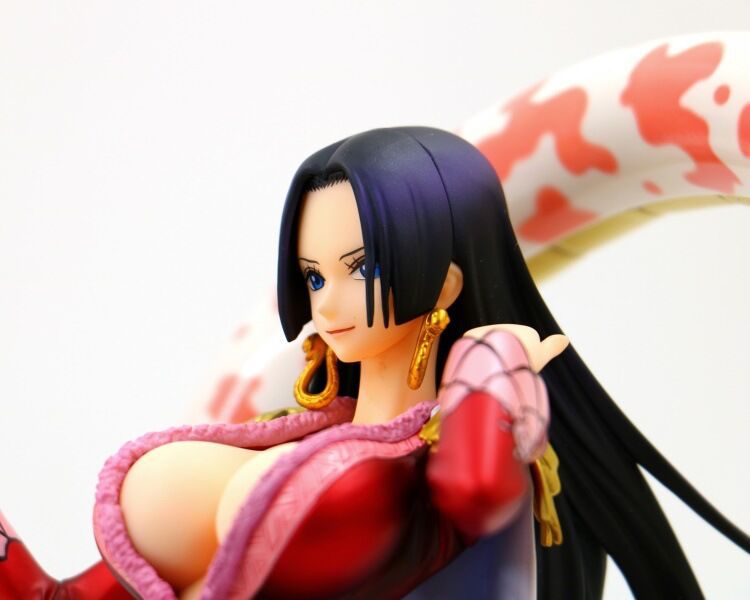 厂家直销海贼王 pop max 女帝九蛇汉库克 坐姿 王下 手办模