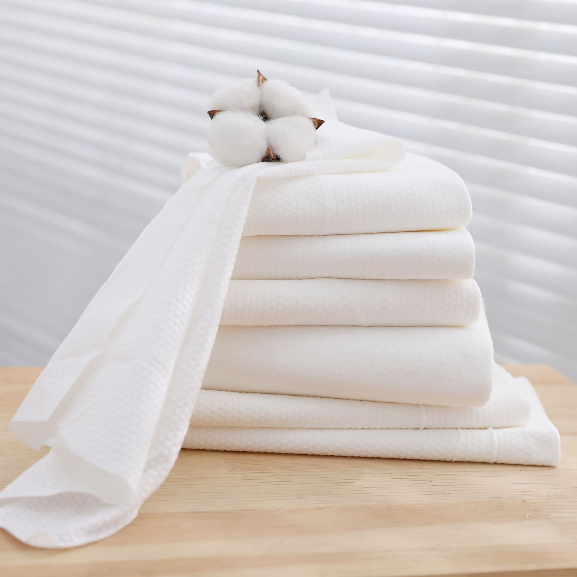 婴儿一次性浴巾纯棉新生儿宝宝洗澡巾洗脸旅行游泳馆便携吸水毛巾