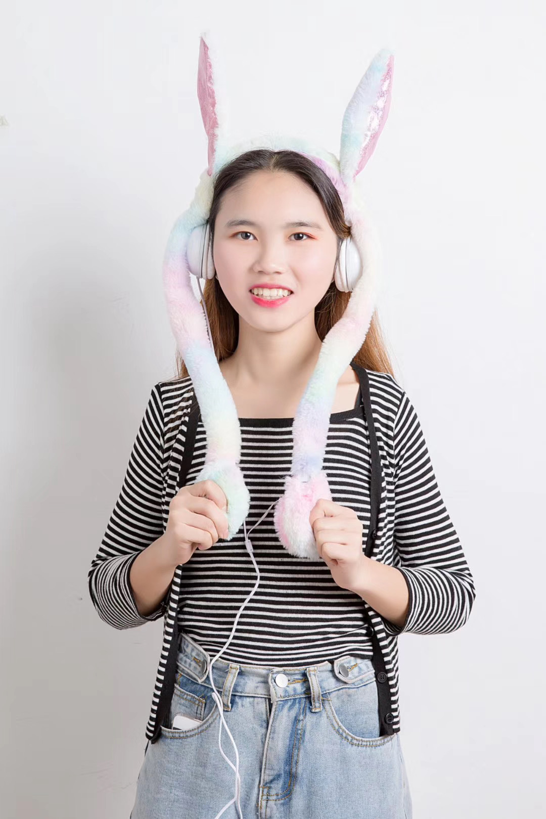 ql-412新款兔耳朵耳机可爱卖萌气囊会动网红头戴式发光耳机