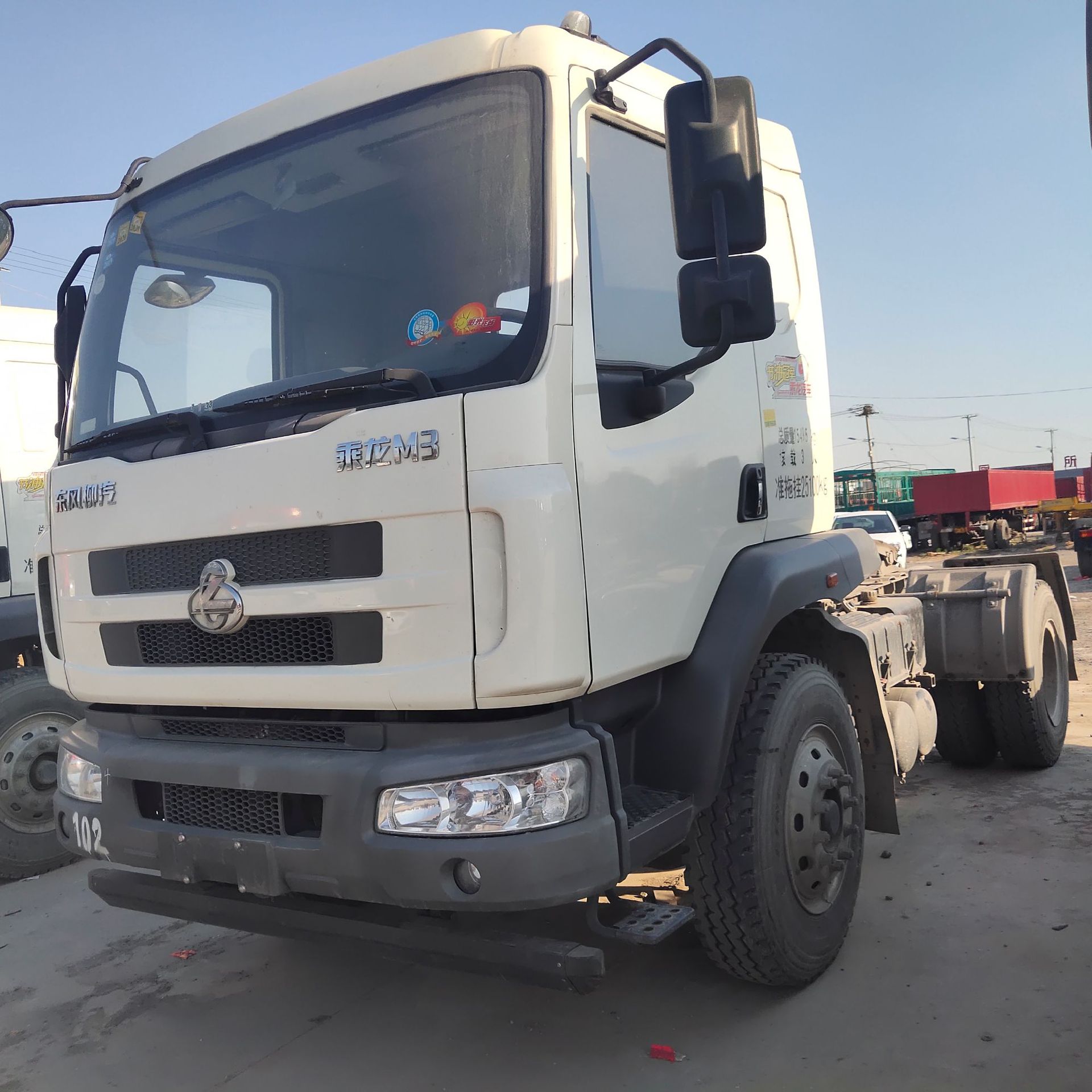 出售二手乘龙m3轻型牵引车 半挂车货车 各种2手牵引车头