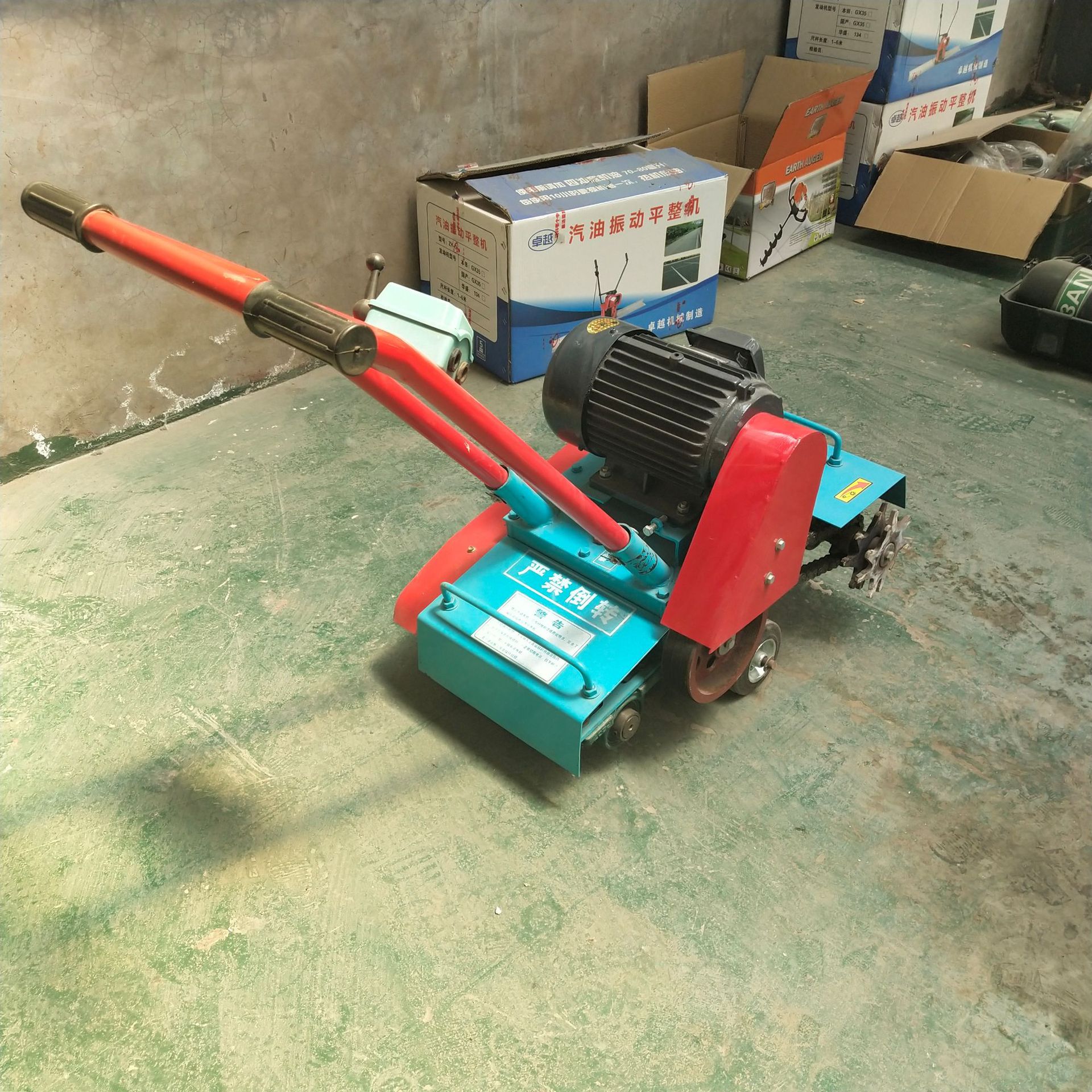 买混凝土清渣机找山东森泰 电动手推式混凝土地面清灰机