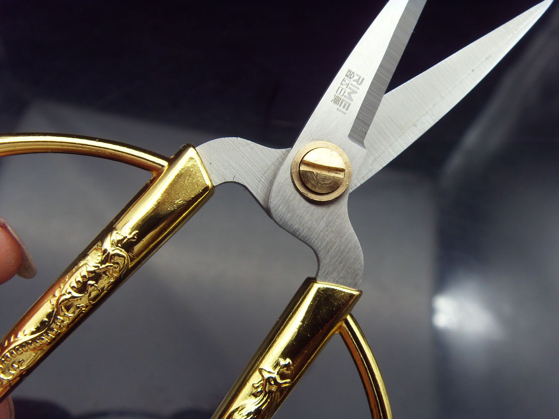 批发日美剪刀龙凤剪刀普通金属剪日美b04g合金剪金达日美家用剪