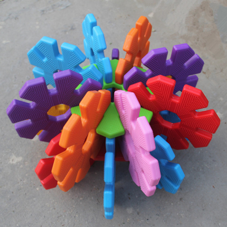 新款特大号雪花片直径26cm 幼儿园装饰大雪花片大型塑料拼插积木