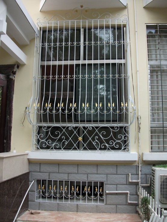 范围:花园,别墅,庭院,公园,酒店 材料:铸铁花件,锻打花件,方钢,方管