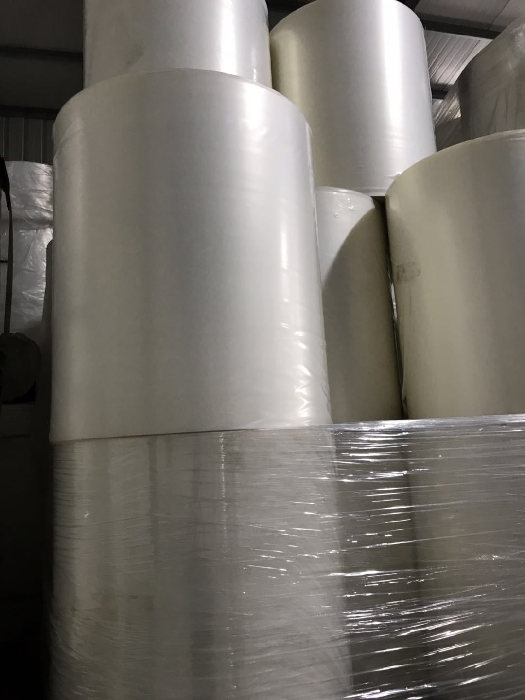 厂家供应pe热缩膜 热缩膜材料 批发pe热缩膜 热收缩膜pe