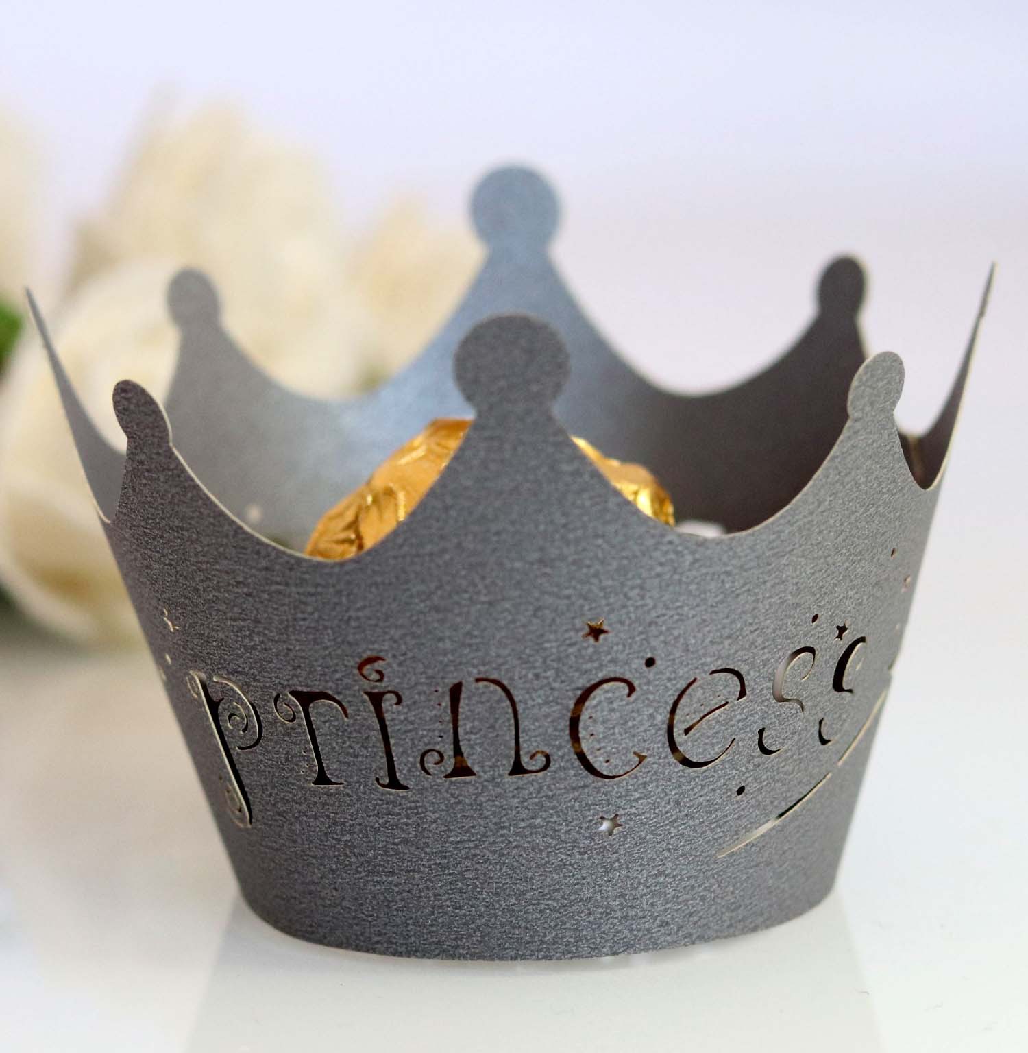 蛋糕纸围边 纸杯激光镂空 烘焙王子纸托 漂亮纸花边 公主皇冠批发