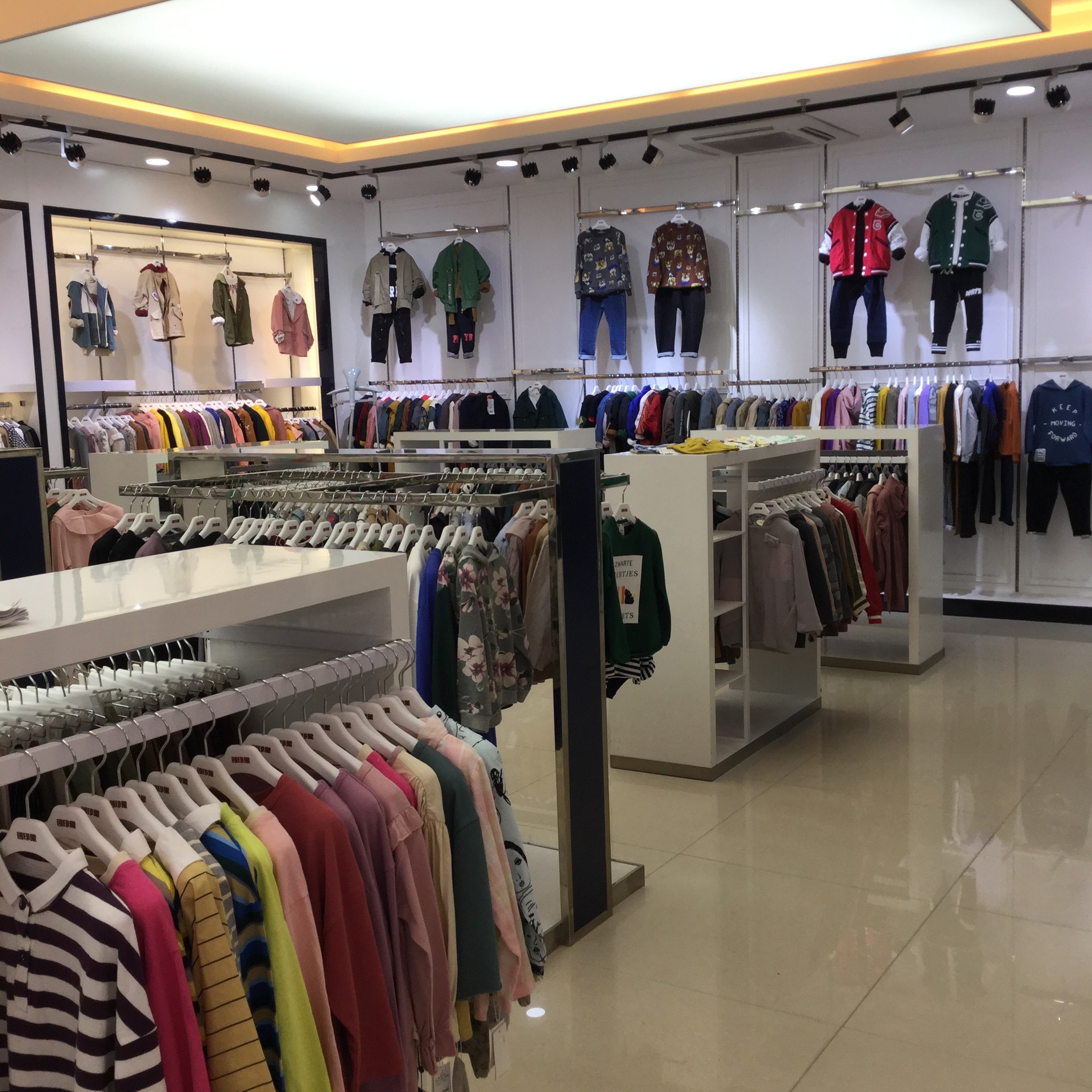 深圳市龙岗区果果果童装商行_阿里巴巴旺铺