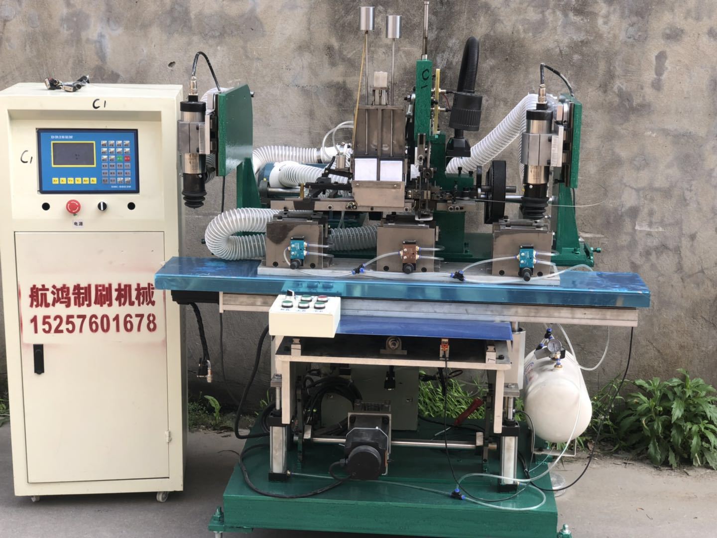 发梳植毛机 植毛梳胶皮植毛机 按摩梳植毛机 圆滚梳 卷发梳植毛机