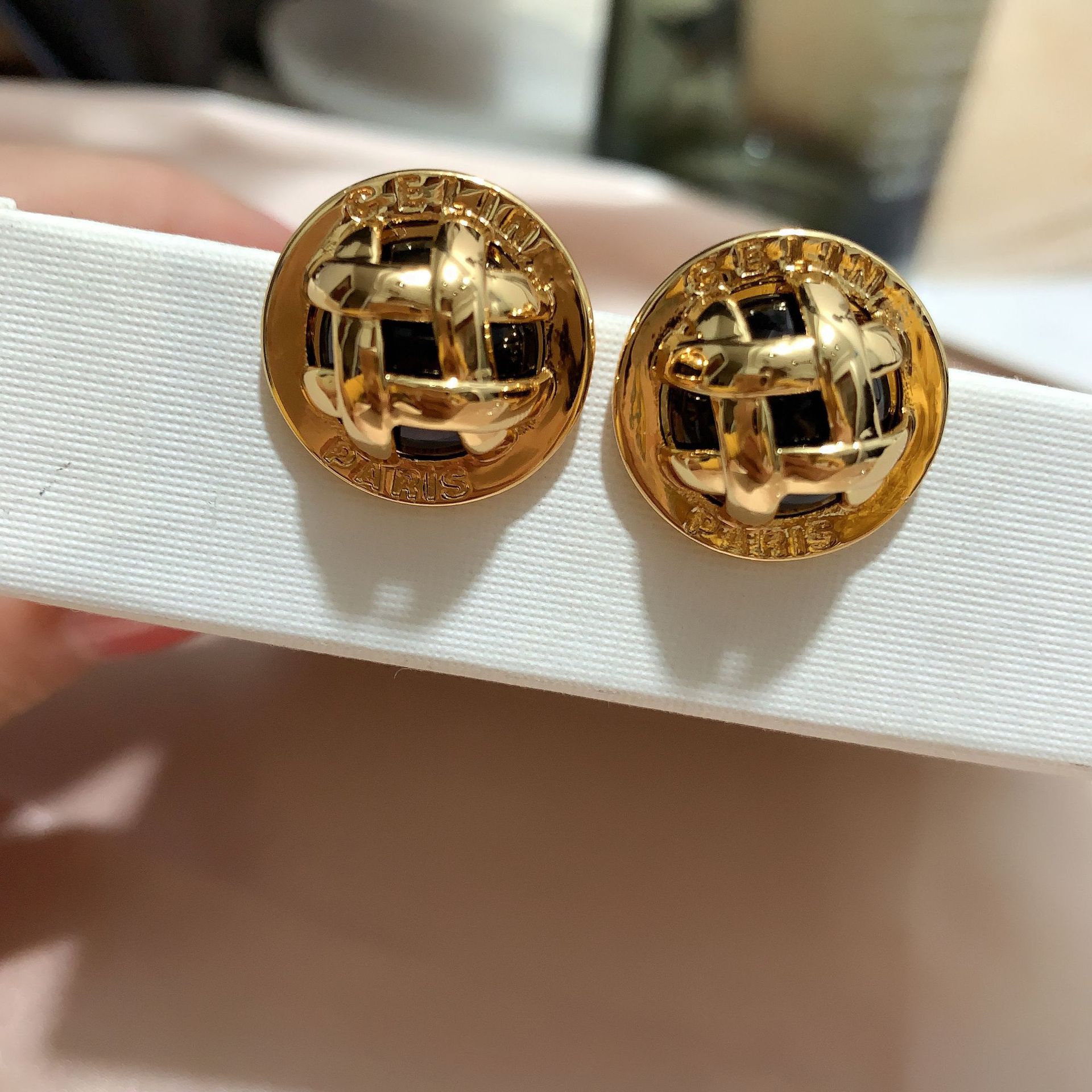 新款celi中古vintage帽子纽扣耳钉简约黄铜镀18k金冷淡风潮耳钉女
