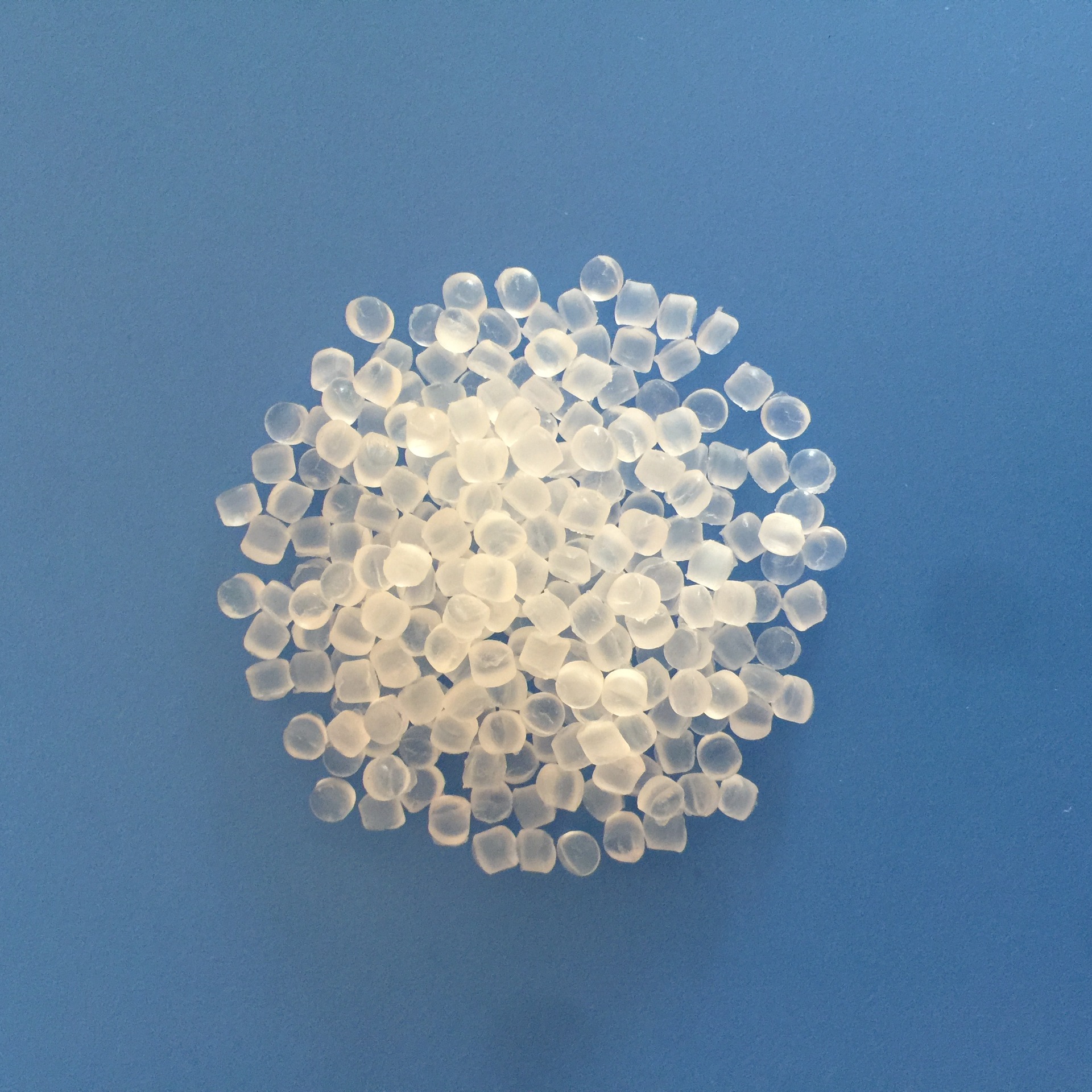 抗化学性tpetpr软胶料hf50a鑫塑源挤出级园林伸缩管专用tpe