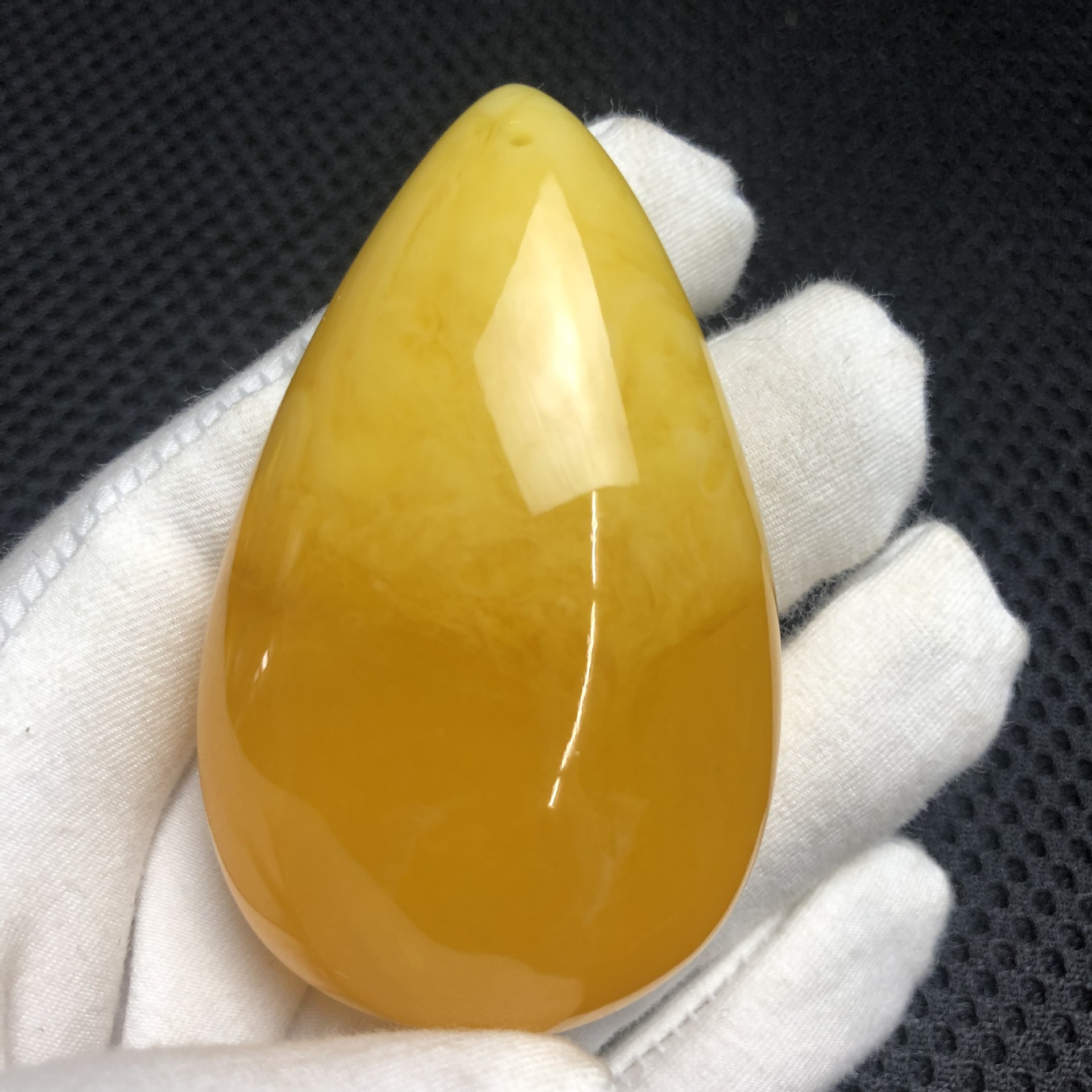 二代粉压蜜蜡厂家直销新品爆款精品水滴无事牌吊坠毛衣链直播货源