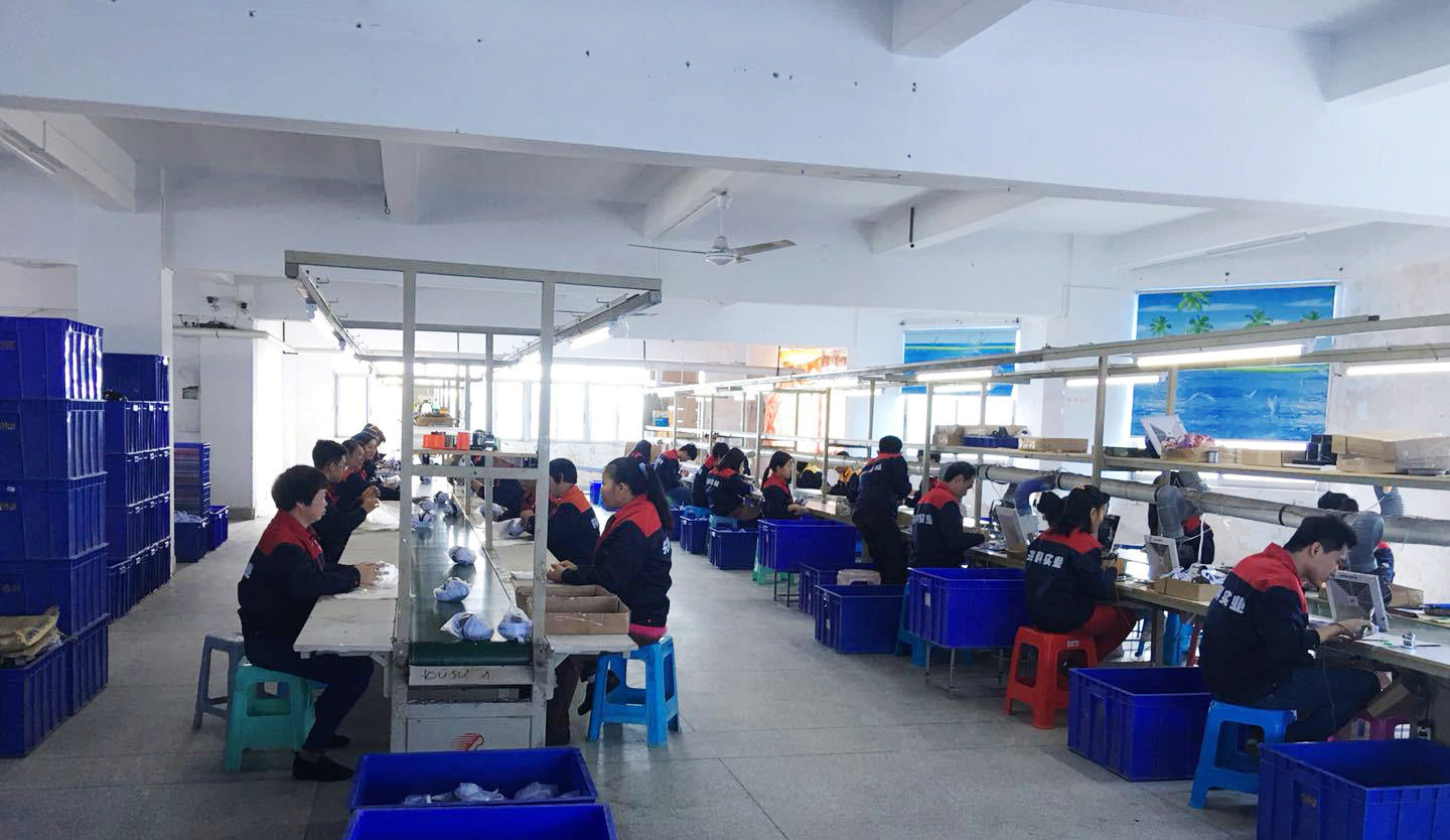 工厂oem 定制多色外贸有线头戴式耳机礼品耳机 便宜折叠耳机