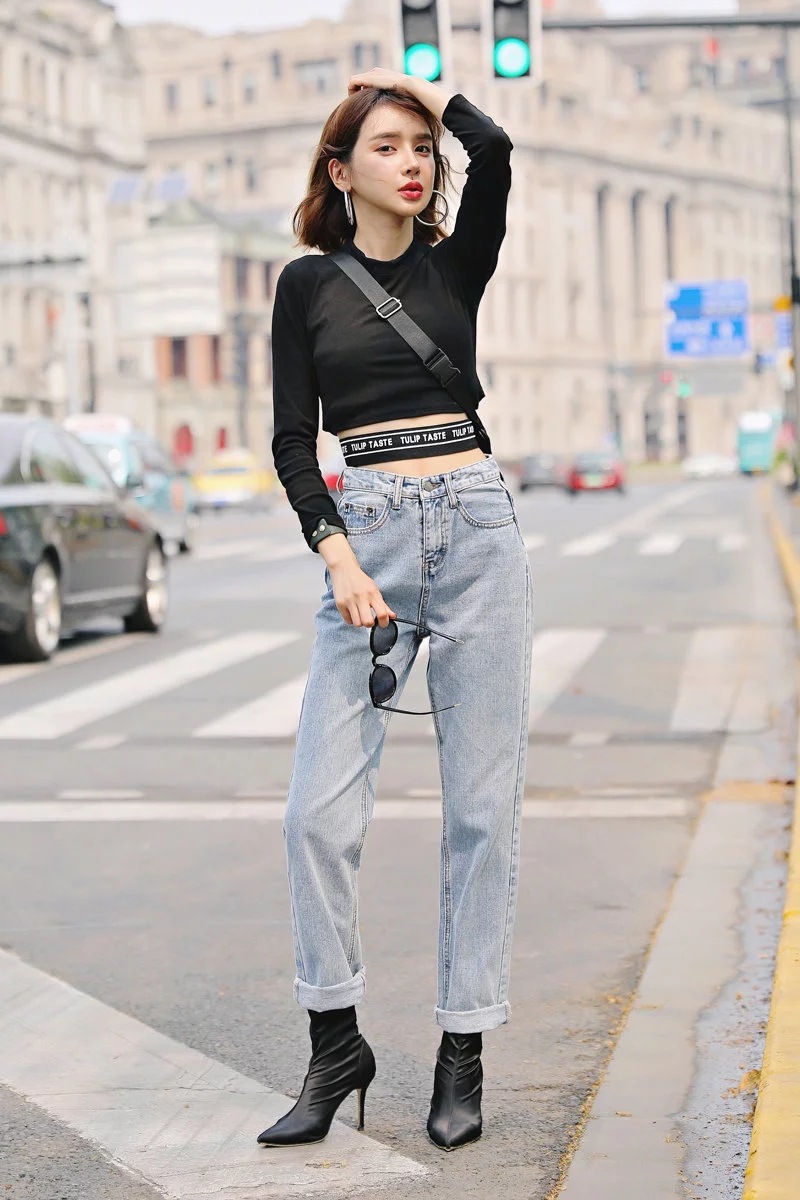 男友风宽松显瘦直筒牛仔裤女春夏季2020新款高腰阔腿卷边牛仔长裤