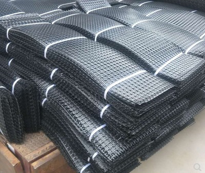 厂家批发高强度抗拉伸土工格栅抗老化围栏网养殖围栏网