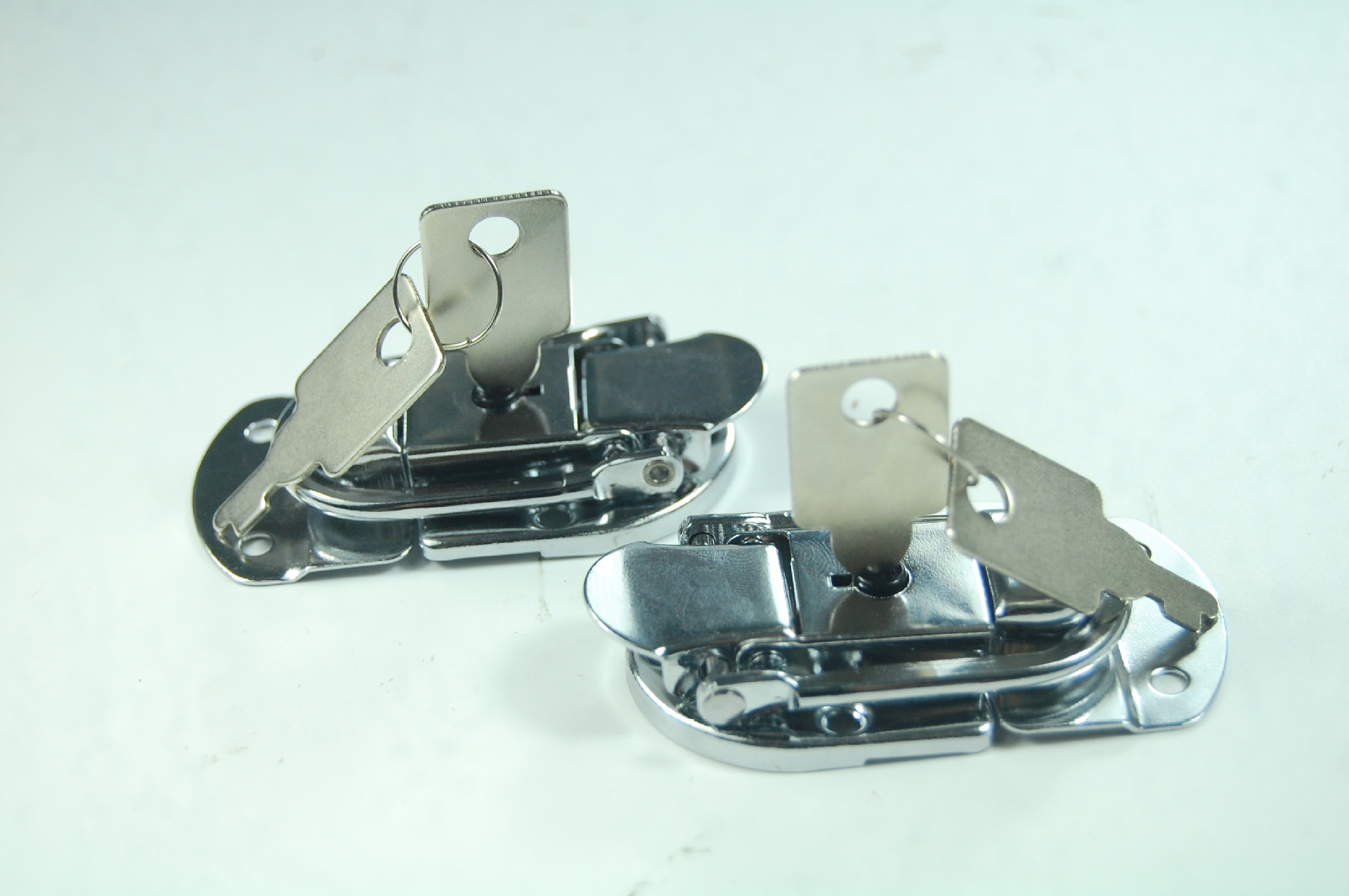 箱扣铁皮箱扣木箱锁扣包装配件带锁搭扣