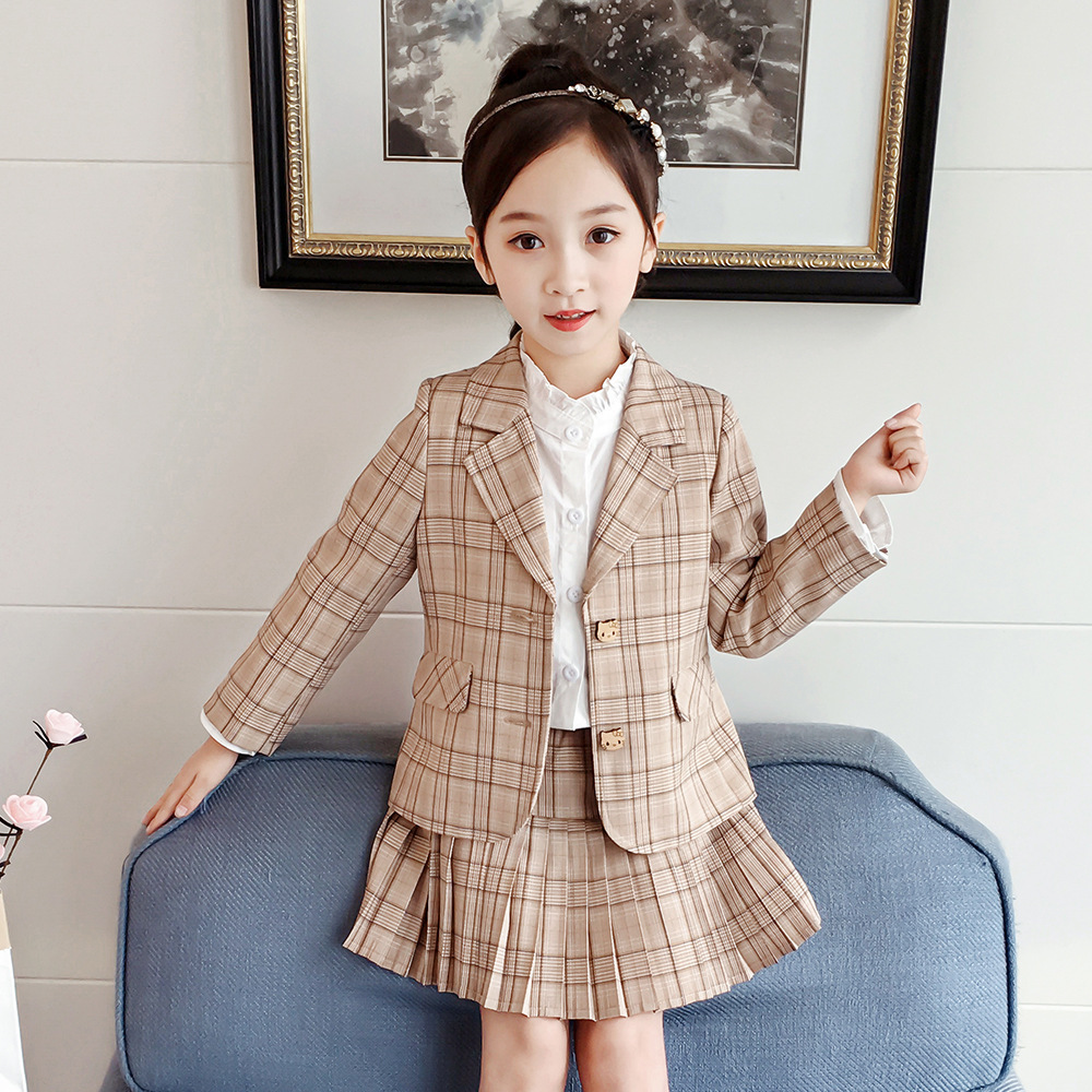 童装厂家批 2019年秋款韩版洋气米色格子西装外套 百褶裙两件套