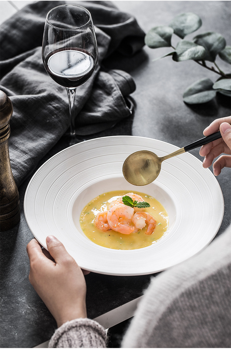 云和堂北欧拉丝纹10英寸草帽盘餐厅摆盘沙拉深汤盘意境菜刺身餐具