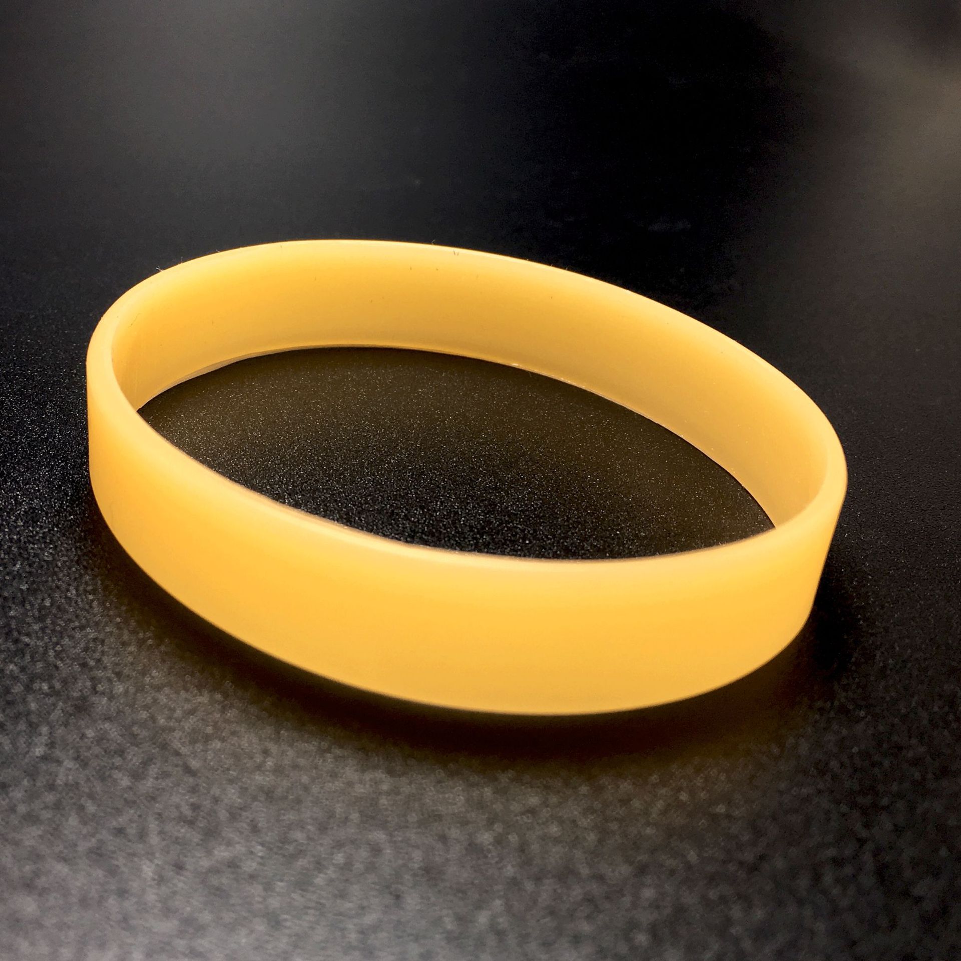 源头夜光手环情侣夜跑硅胶手环手圈潮牌成人个性发光手链腕带饰品