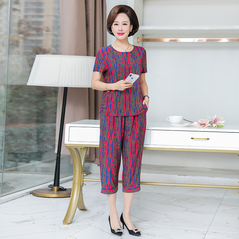 Mom's Summer Wear 2023 New Comfort Short-Sleeved Shirt Two-Piece Pants Middle-Aged and Elderly Women's Fashion Suit T-shirt T