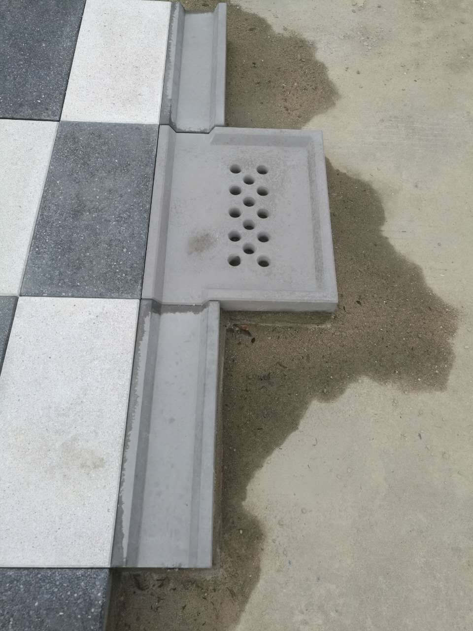 u型万科配套pc边沟和截水槽和排水沟以及雨水沟供应