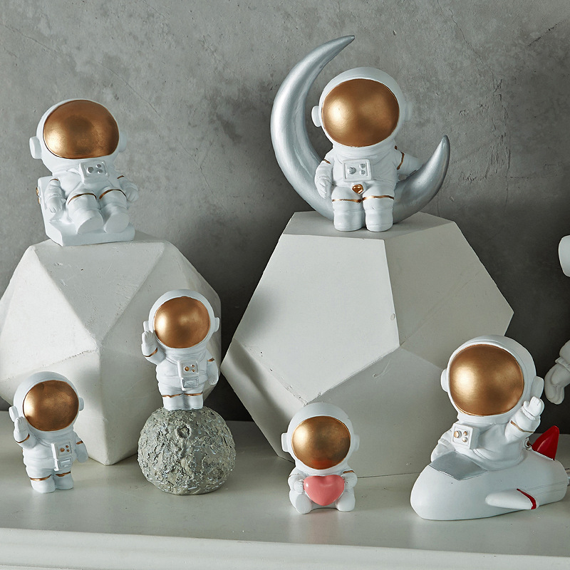 [great astronaut spaceman] mobile phone holder living room decoration decoration home bookshelf hand-made decoration
