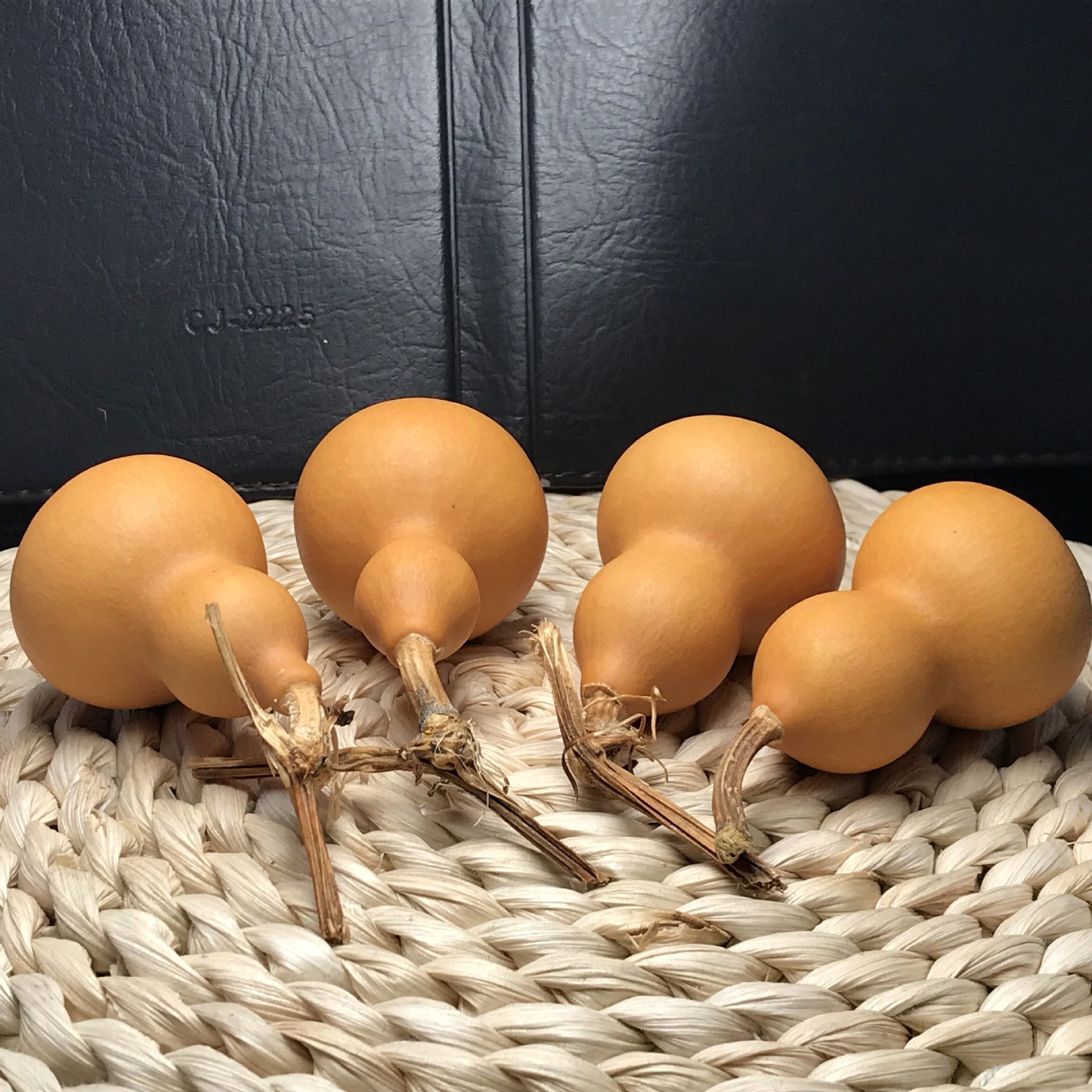 精挑带龙头文玩手捻葫芦 优质天然小葫芦手把件