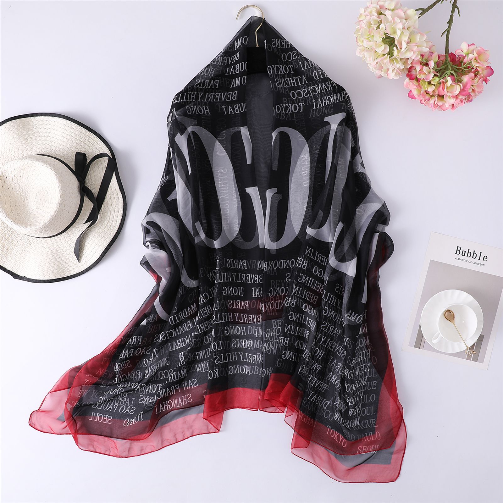 杭州新款丝绸英文字母印花防嗮披肩围巾夏季旅游沙滩巾百搭欧美系